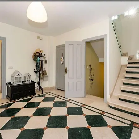 La Casita De Monte * Malaga